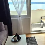 شقة Lopar تْسْغيكفانِتْسا